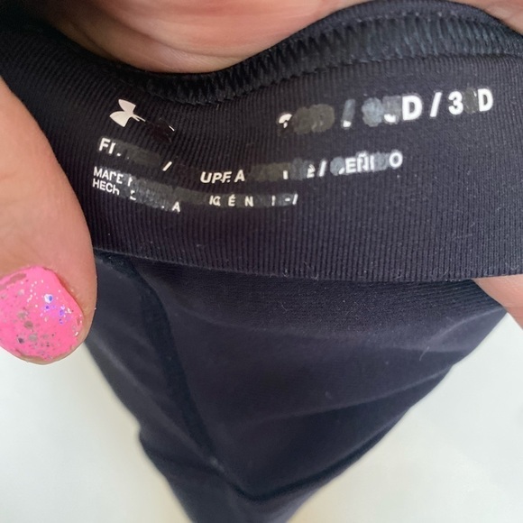 Under Armour zip front sports bra, crisscross back - Picture 7 of 7